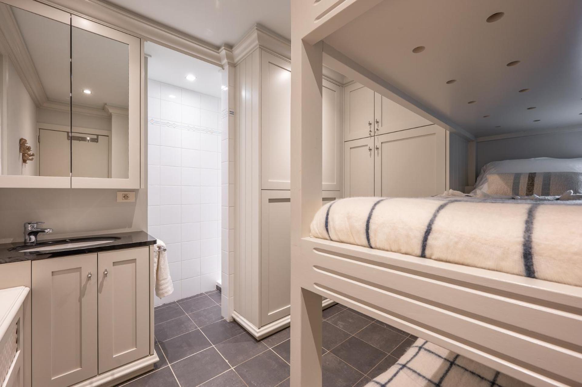 Appartementen Op De Zeedijk In Knokke Op De 3E En 4E Verdieping Van Logie Marie 외부 사진