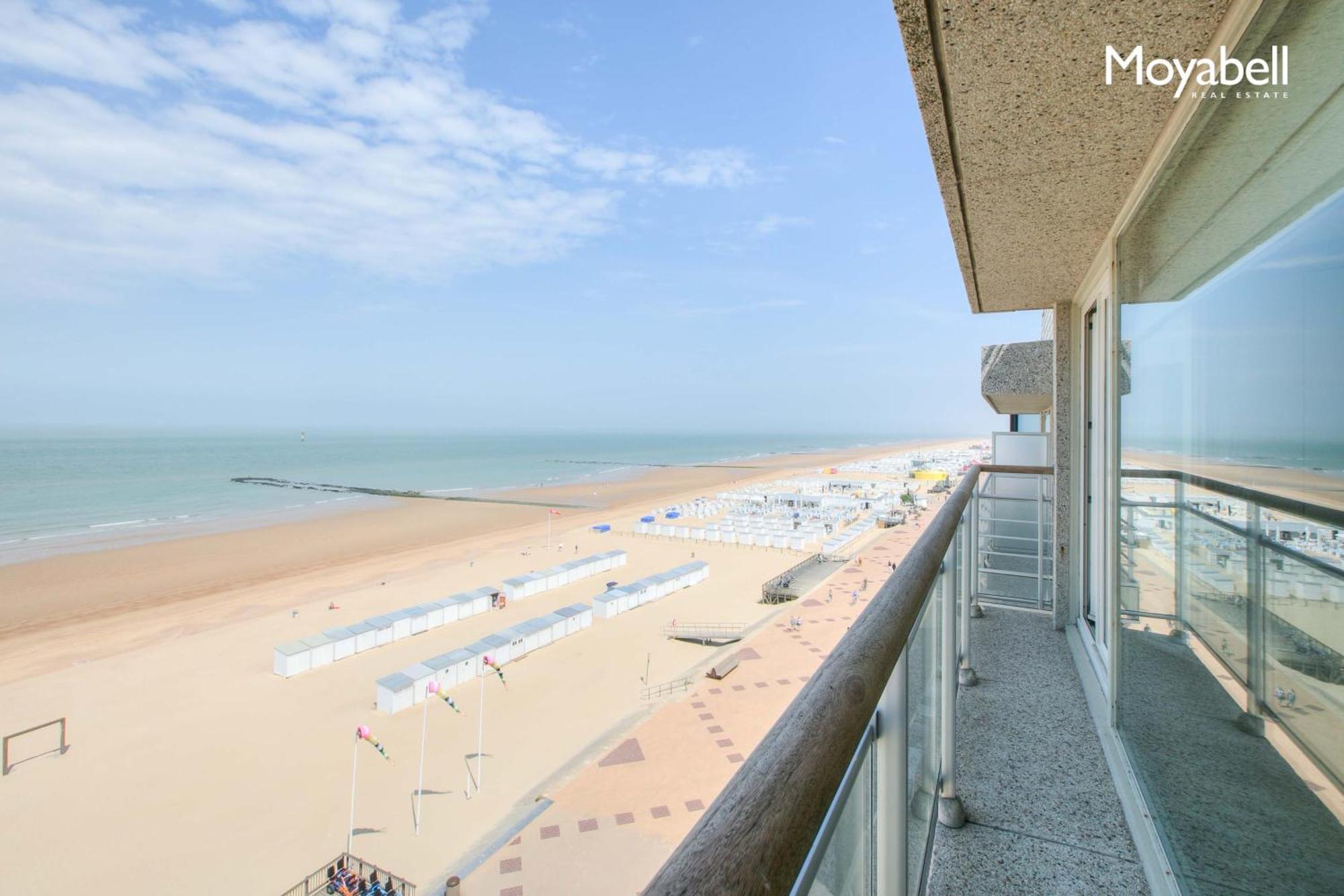 Appartementen Op De Zeedijk In Knokke Op De 3E En 4E Verdieping Van Logie Marie 외부 사진